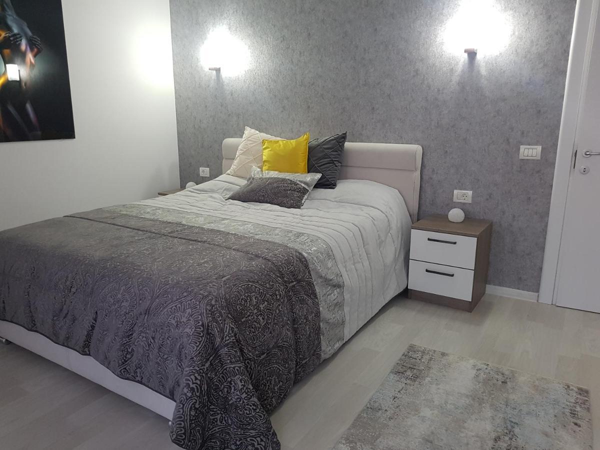 Panoramis Promenada-Cezar Apartment Navodari Ngoại thất bức ảnh